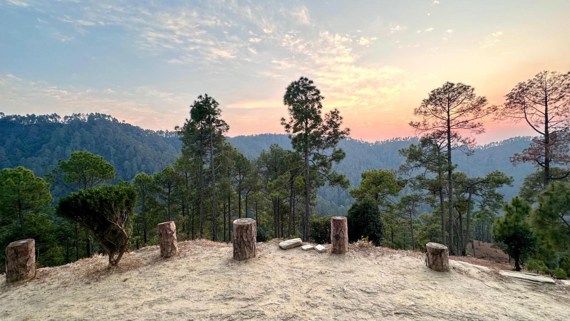 Joshi Cottage Binsar Exterior photo