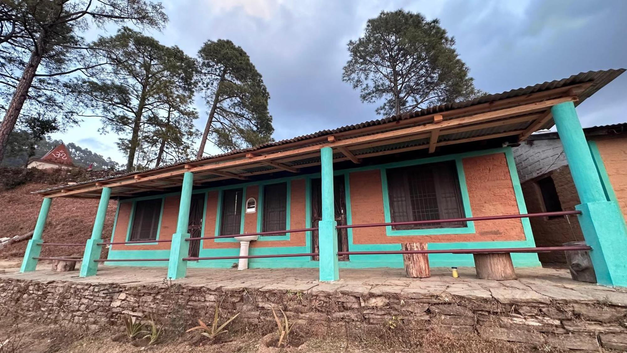 Joshi Cottage Binsar Exterior photo